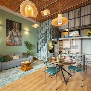 Via Cimabue 8b - Charming - Metropolitan Loft In - 20 Minute Walk To Center - Excellent Base For Exploring - Less Than 5 Minute Walk To The Supermarket - Amazing Bakery On The Corner , Firenze Italia