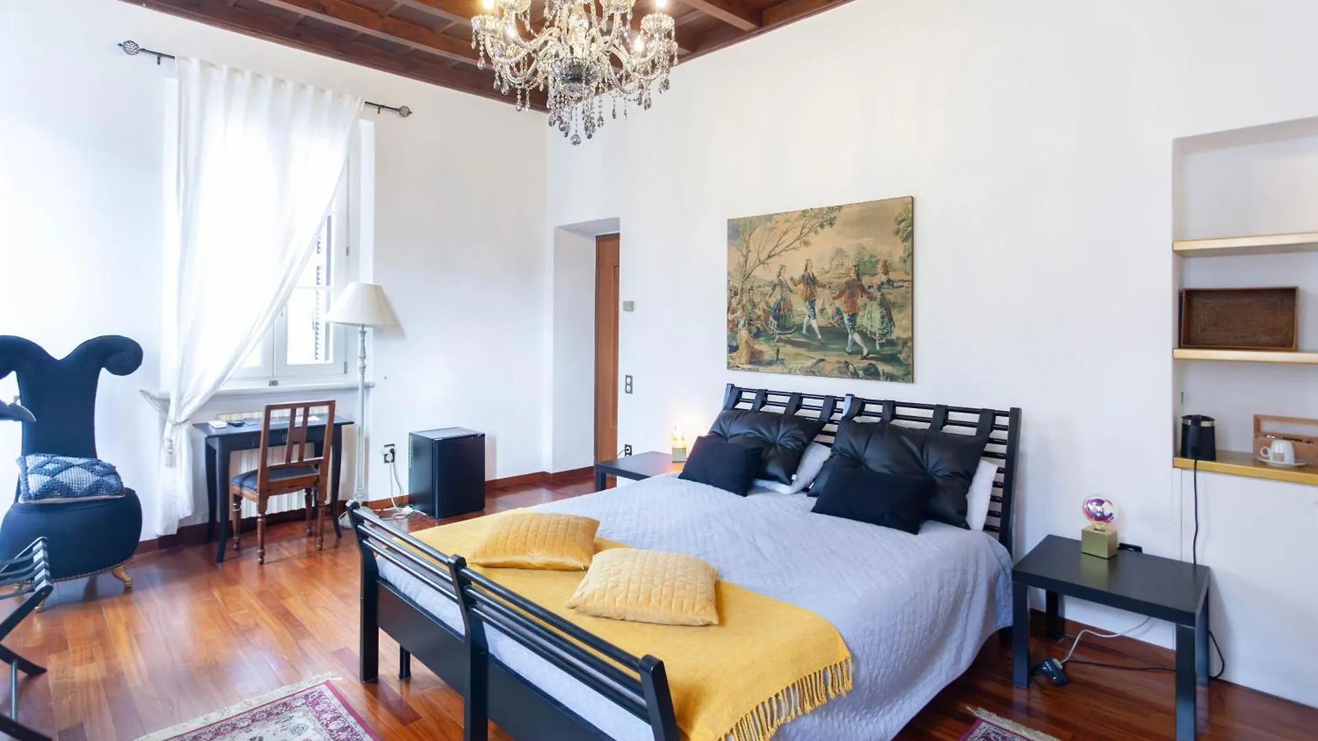 Villa Ghiringhelli Azzate 0*,  Italy